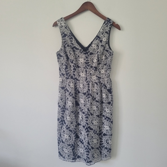 Shoshanna Cocktail Dress Sleeveless Sheath Laced Dress in Blue and White Sz 4 - Picture 4 of 16